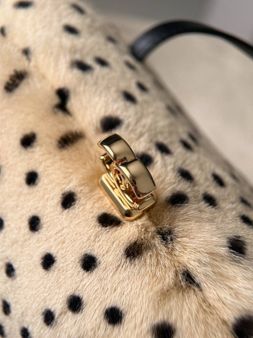 cbd354ac3ed2e5a3a7454f5e8961fe1e_1787581253_9575.jpeg