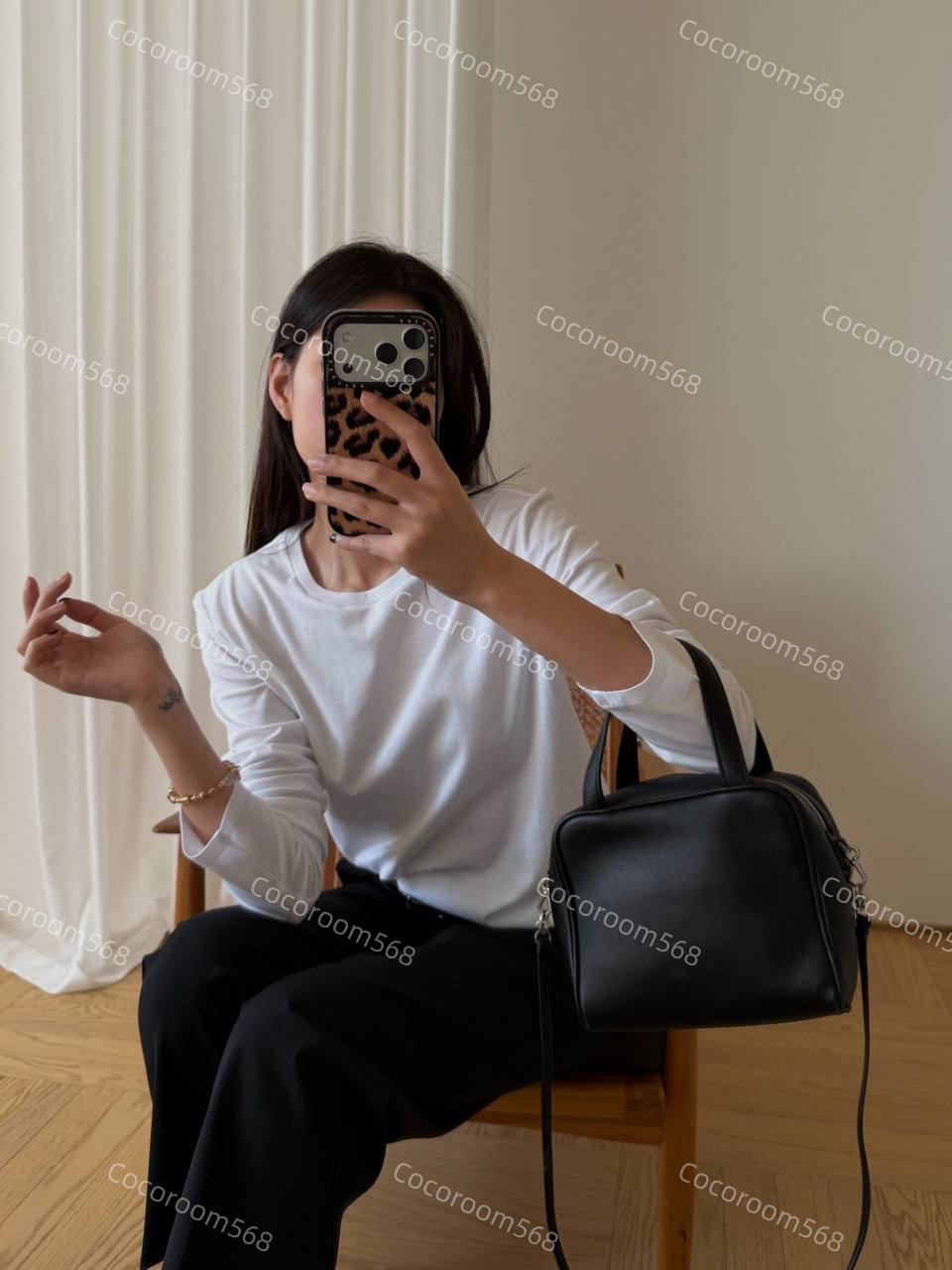 더로우 코튼 티셔츠